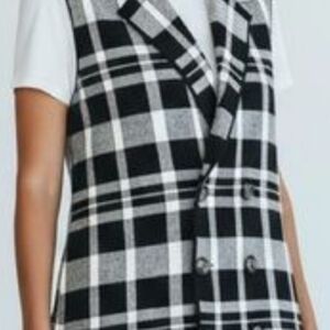 Marled Black and White Plaid Vest